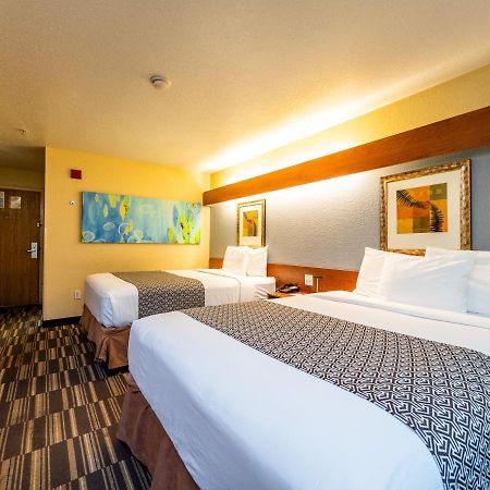 Microtel Inn And Suites Ocala Exterior foto