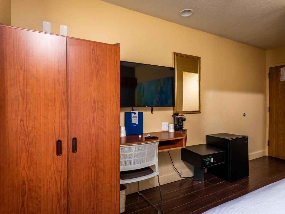 Microtel Inn And Suites Ocala Exterior foto